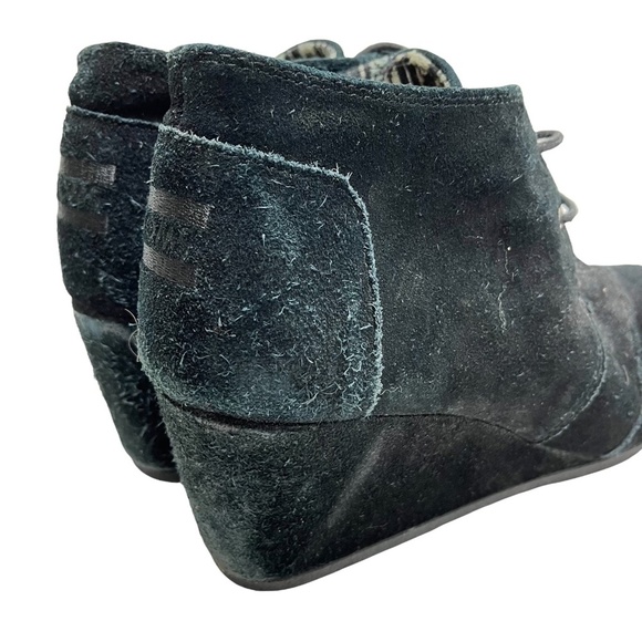 TOMS Genuine Leather Solid Black Suede Wedge Ankle Boots Booties Shoes sz 11 - Picture 5 of 16